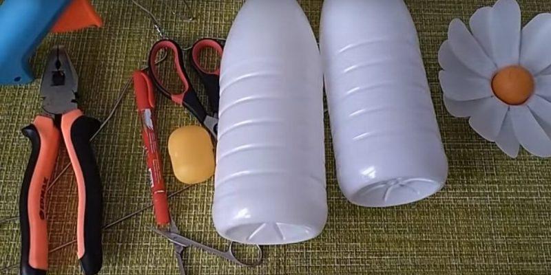 Делаем декоративные ромашки из пластиковых бутылок