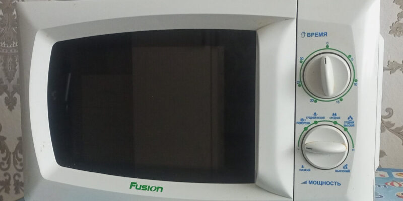 Ремонт микроволновки Fusion MWFS-1801MW. Искрит внутри.