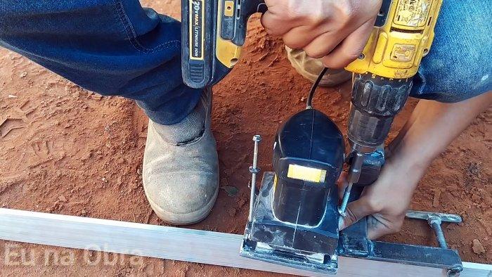 Как сделать бюджетный вибрационный выпрямитель для легкого выравнивания бетонной стяжки пола