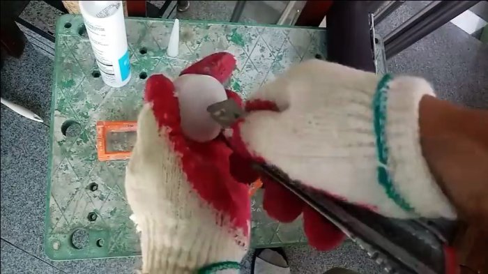 Как сделать пистолет для быстрой затирки межплиточных швов